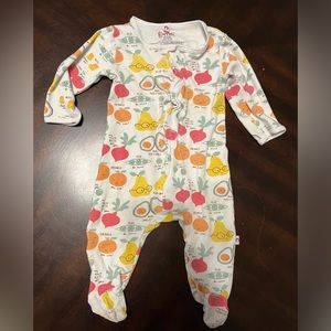 Magnetic me 3-6mo sleeper GUC